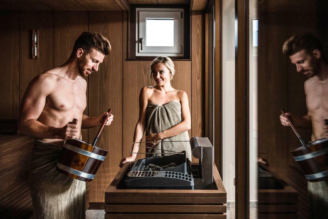 Prunner Luxury Suites - Adults Only Schenna Dış mekan fotoğraf